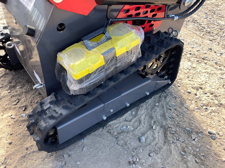 #9471-•-unused-2025-agt-skid-steer-loader-image-9