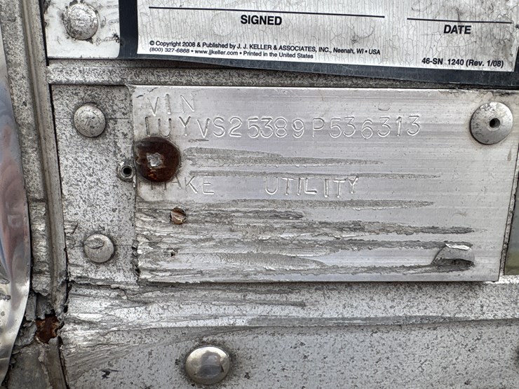 2009-utility-4000d-x-image-10