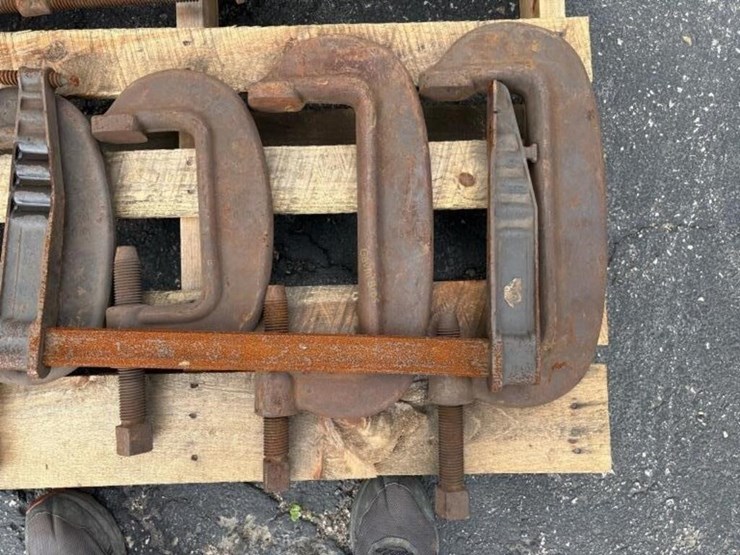large-c-clamps-image-4