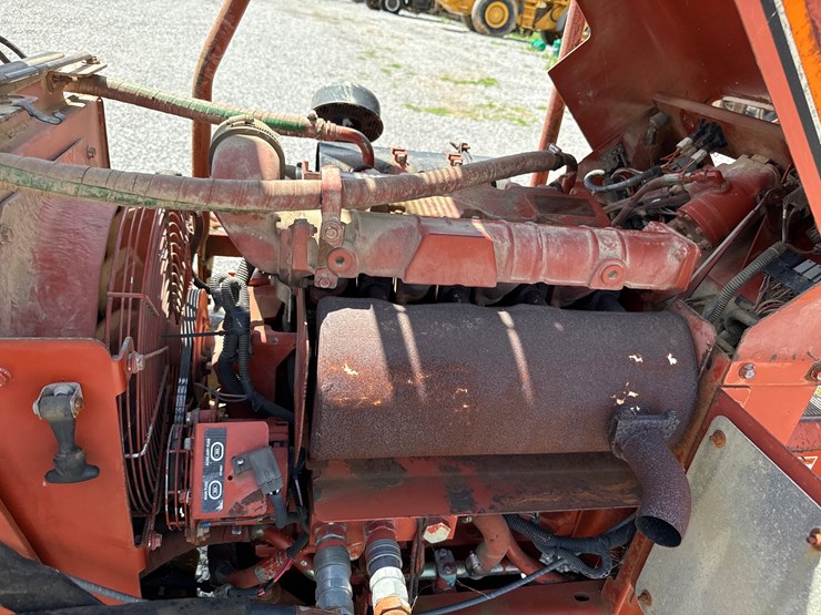 2000-ditch-witch-z5700-image-7