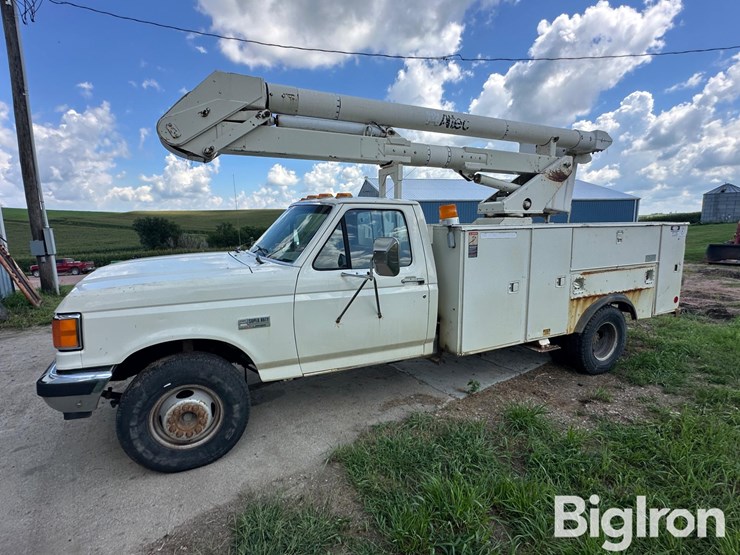 1990-ford-f-super-duty-image-1