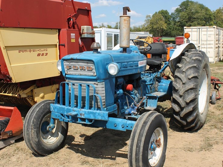 ford-4000-image-1