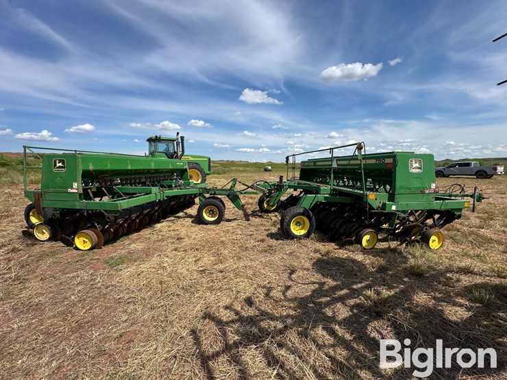 john-deere-750-image-4