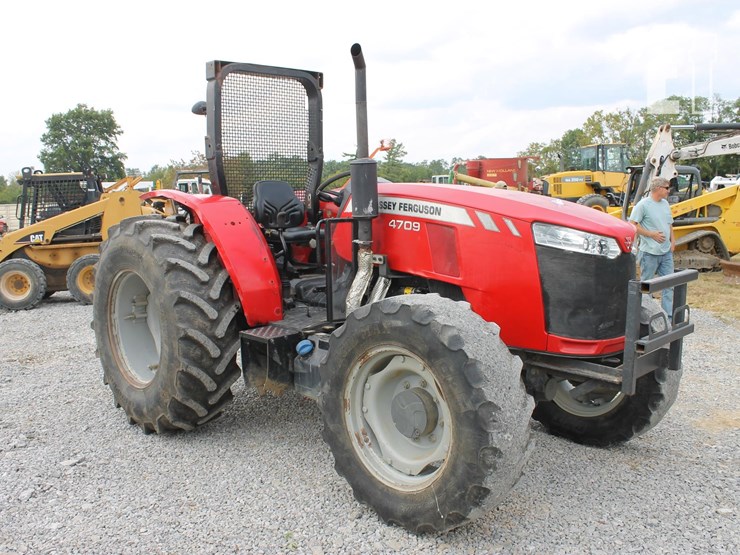massey-ferguson-4709-image-1