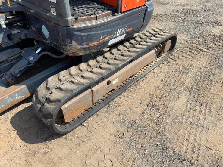 2011-kubota-u35-image-24