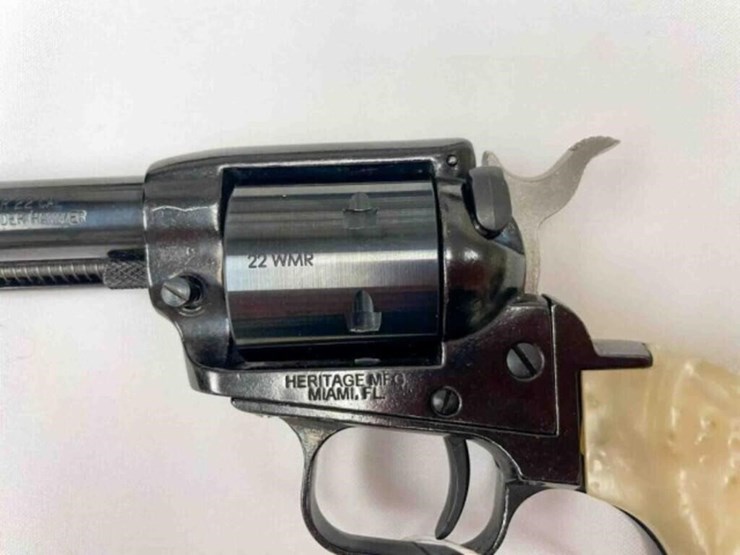 heritage-.22-wmr-revolver-image-4