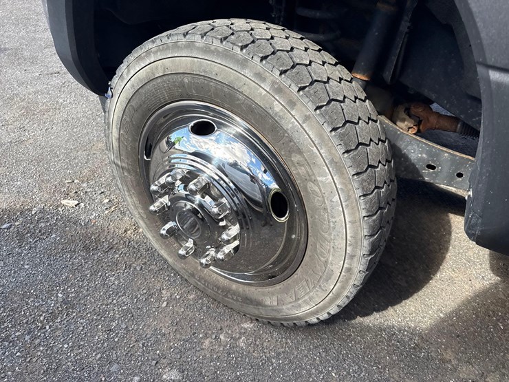 2018-ford-f450-xl-image-11