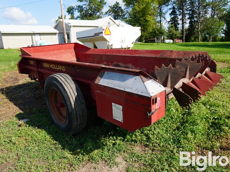 new-holland-155-image-7