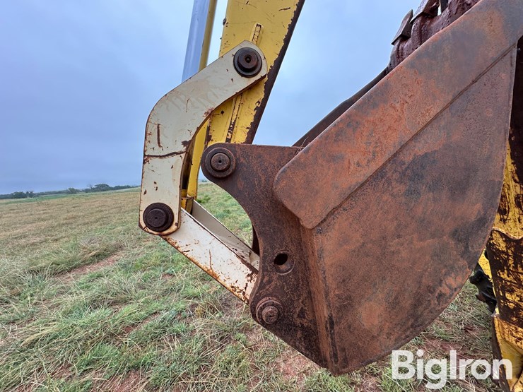 new-holland-lb75b-image-12