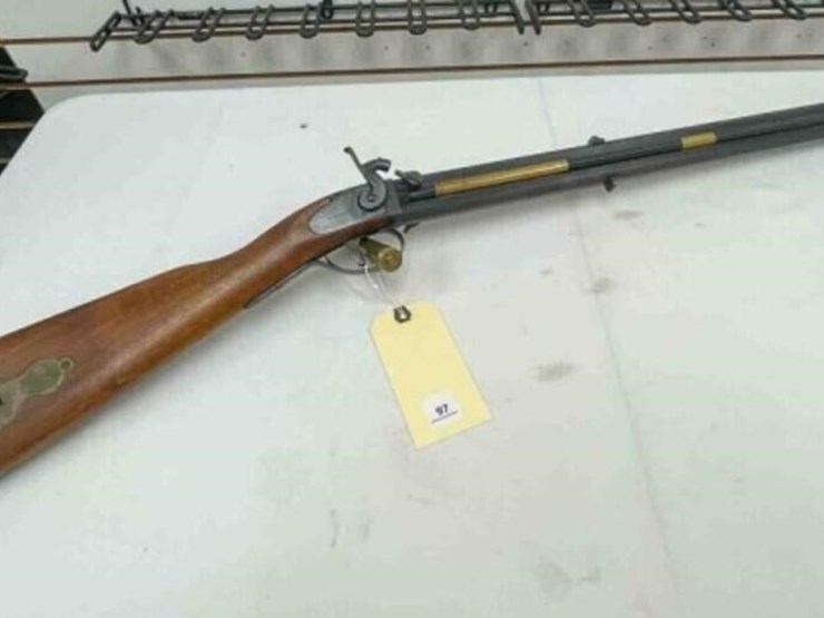 numrich-arms-black-powder-rifle-image-1