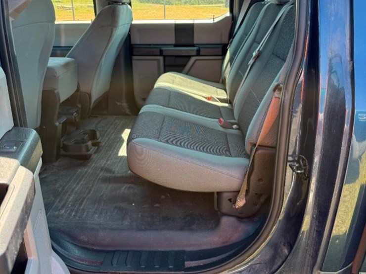 2017-ford-f150-xl-image-28