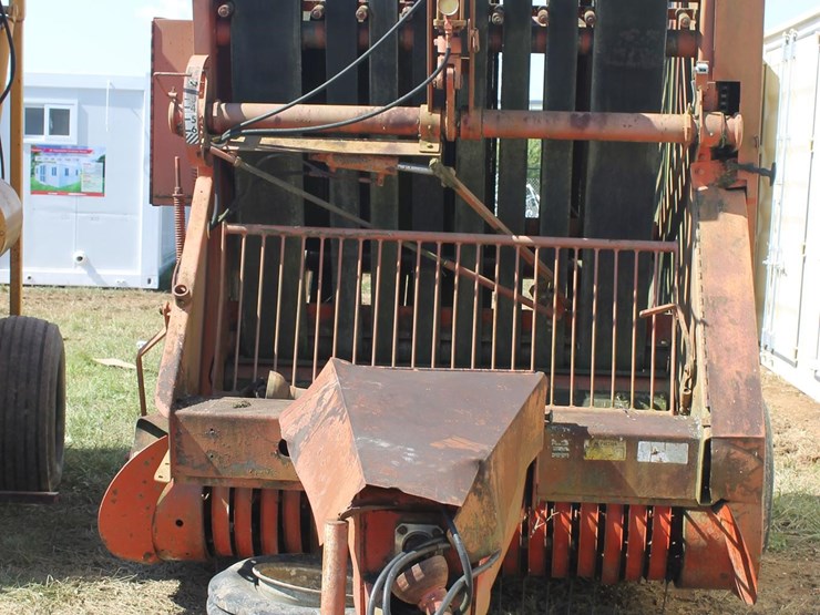 massey-ferguson-1560-image-2