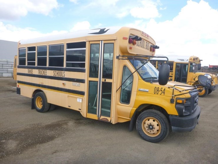 2008-ford-e450-image-2