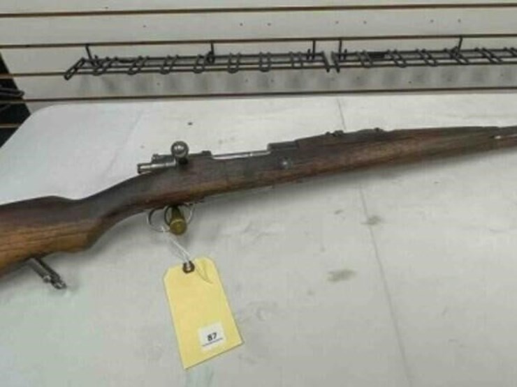 czech-8mm-rifle-image-1