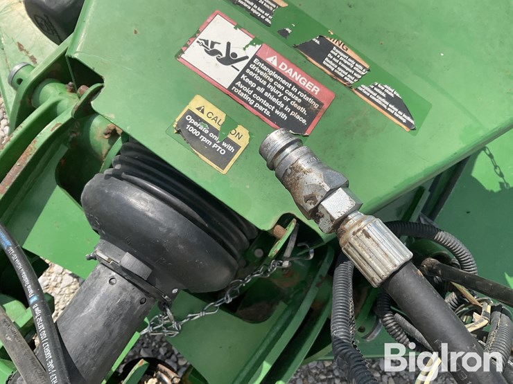 2019-john-deere-m15-image-11