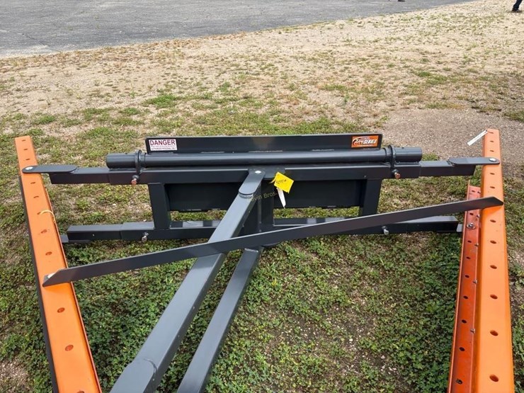 skidsteer-metz-pro-series-feed-pusher-image-5