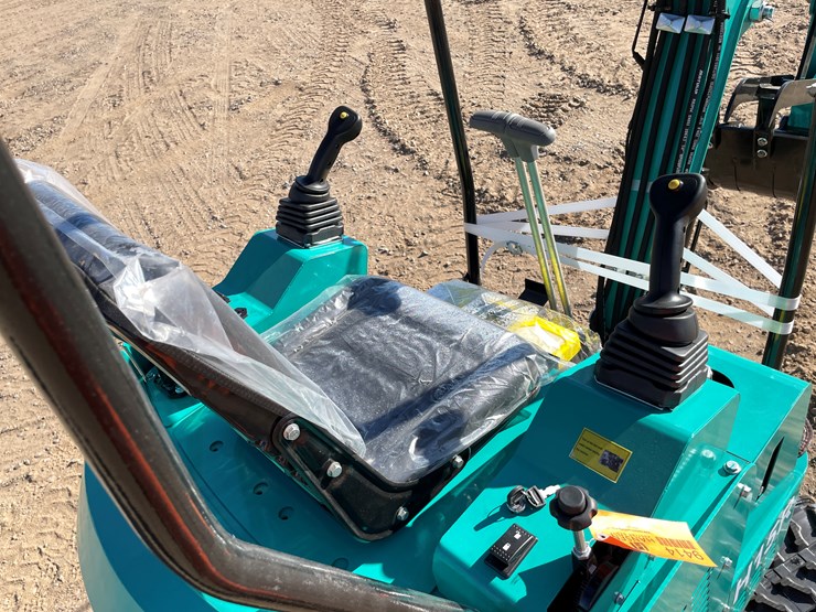 #9414-•-2025-unused-cfg-mini-excavator-image-6