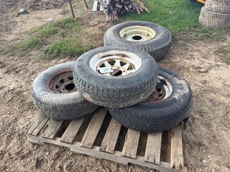 (3)-st205/75-r15-tires-w/rims-image-1