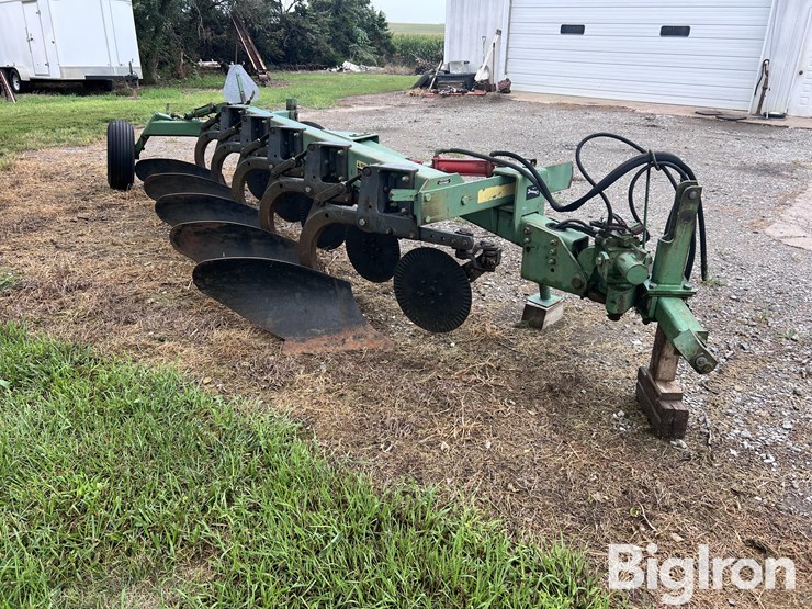 john-deere-2600-image-3