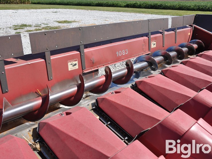 1990-case-ih-1083-image-14