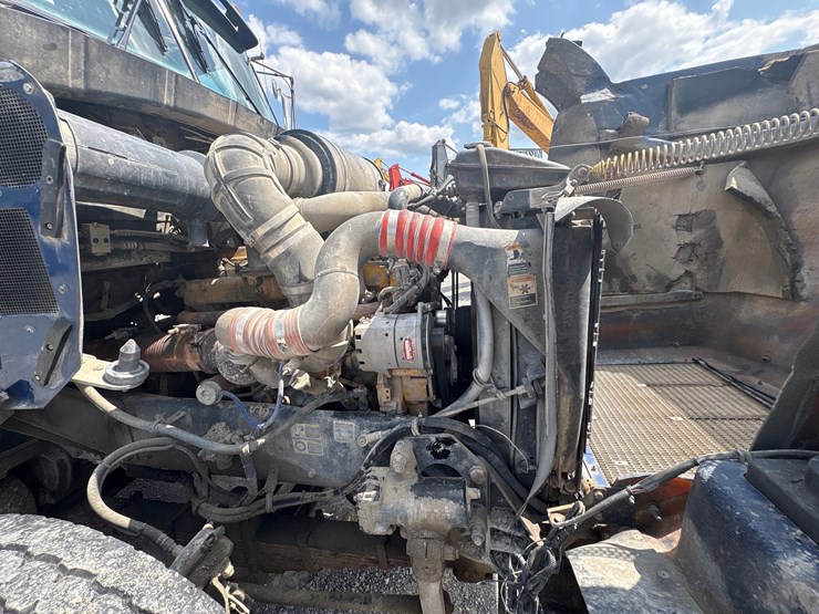 2003-caterpillar-c12-image-21