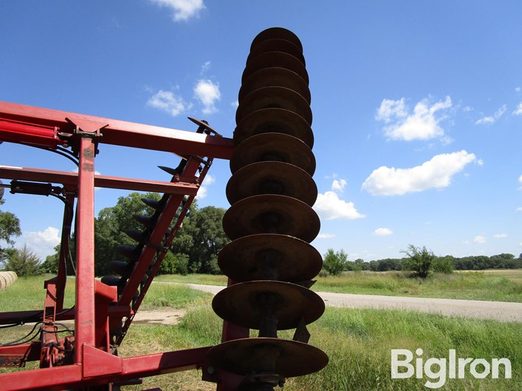 case-ih-3900-image-15