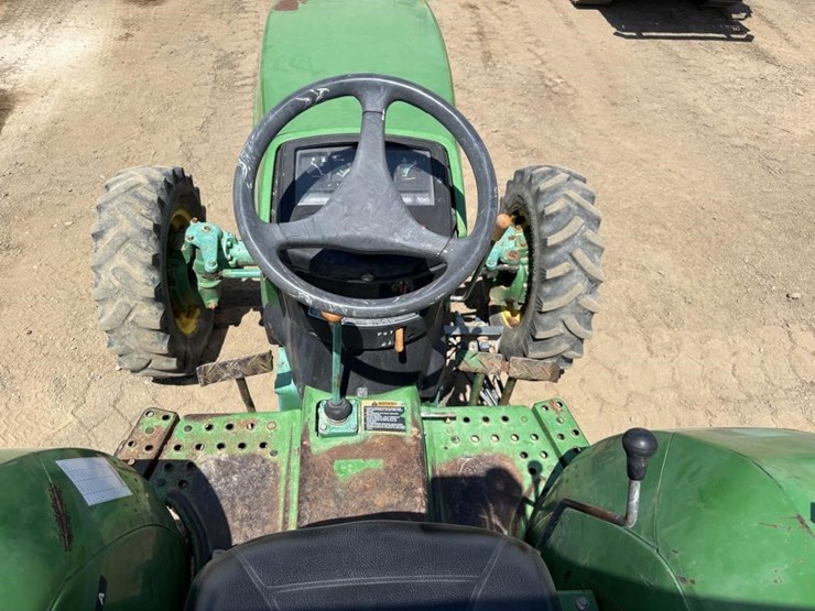 2008-john-deere-4005-image-22