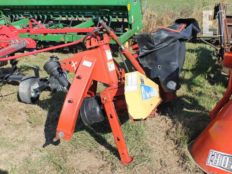 new-holland-h6740-image-1