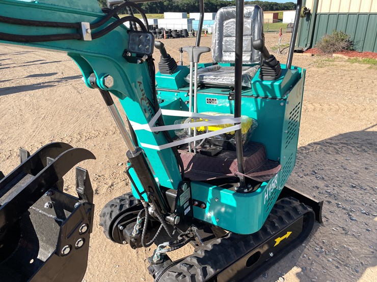 #9435-•-2025-unused-cfg-mini-excavator-image-7