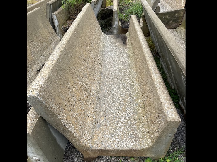 #102-•-8ft-concrete-j-feed-bunks-image-1
