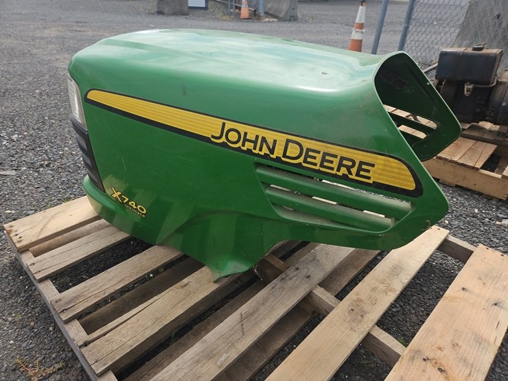 john-deere-x740-image-4