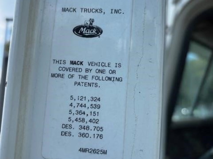 2003-mack-granite-cv713-image-12