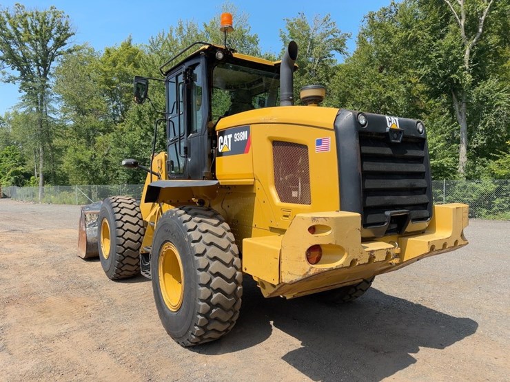 2016-caterpillar-938m-image-3