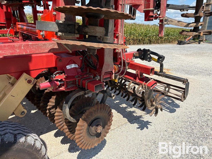 2013-kuhn-krause-8000-40-image-16