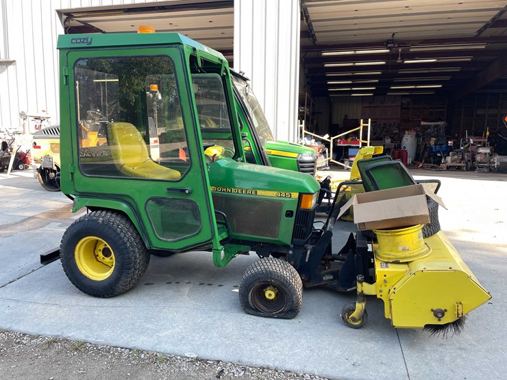 john-deere-445-image-4