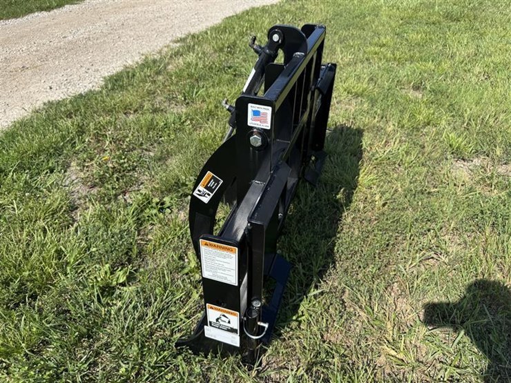 new-work-saver-skid-steer/sub-compact-grapple-image-6