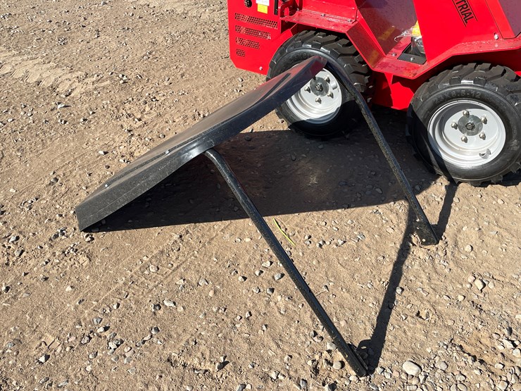 #9467-•-unused-2025-agt-excavator-image-19
