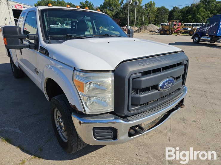 2013-ford-f350-xl-image-11