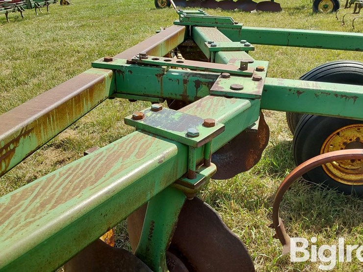 john-deere-1630-image-16