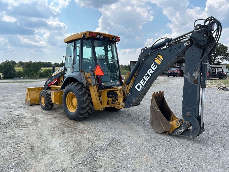 2018-deere-310l-image-2