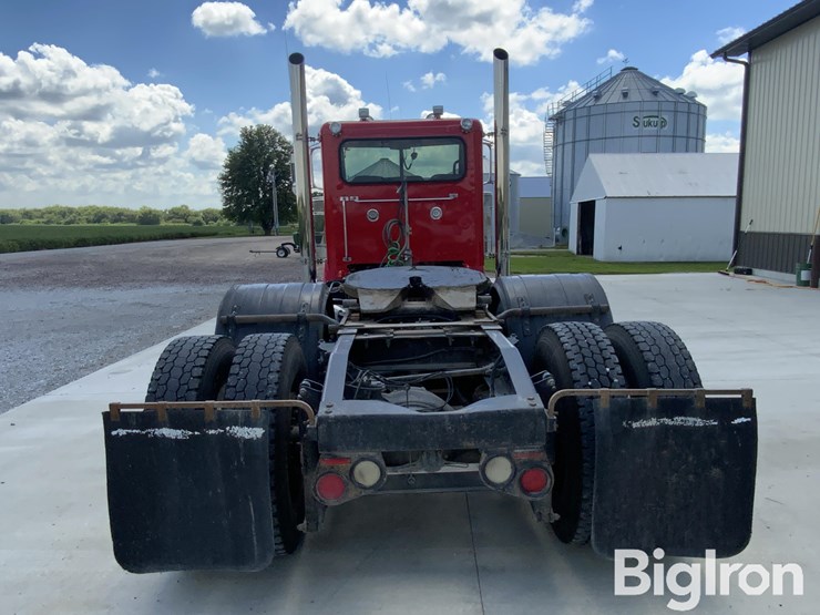 2009-peterbilt-389-image-6