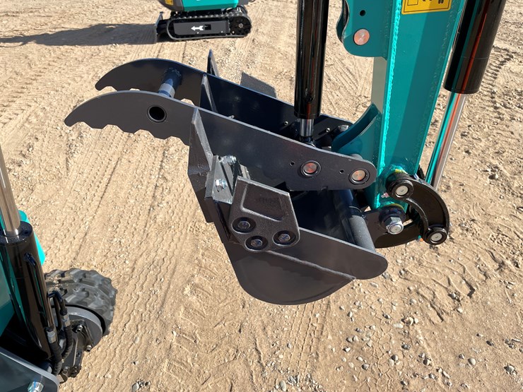 #9411-•-2025-unused-cfg-mini-excavator-image-5