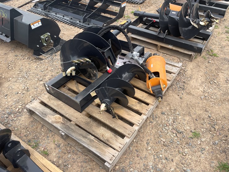 #3040-•-unused-2025-wolverine-skid-steer-auger-drive-and-bit-attachment-image-1