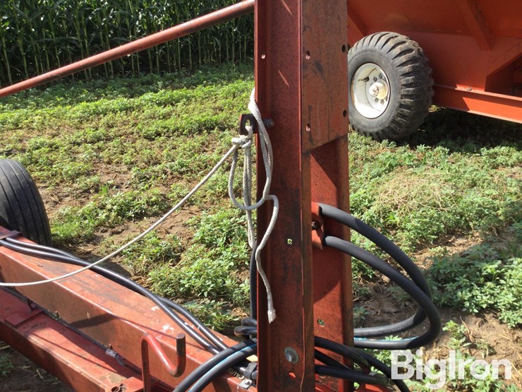 new-holland-717-image-19