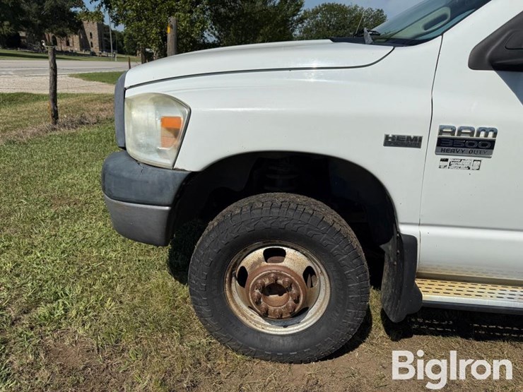 2007-dodge-ram-3500-image-10