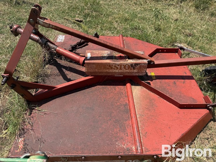 hesston-3600-image-8