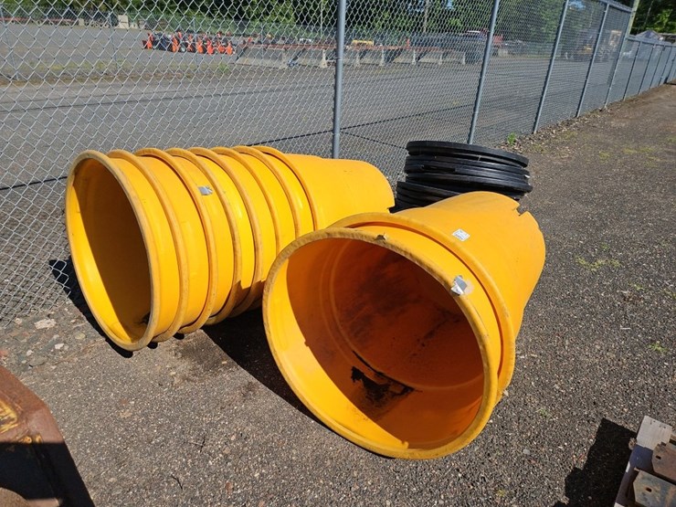 quantity-of-crash-barrels-image-2