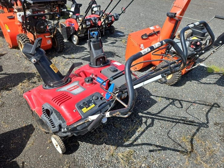(2)-ariens-snow-blowers-image-4