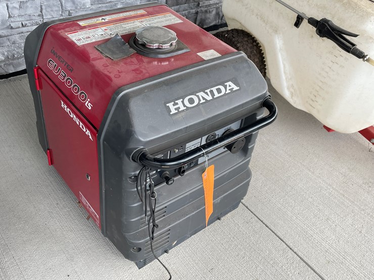 honda-eu3000is-image-2