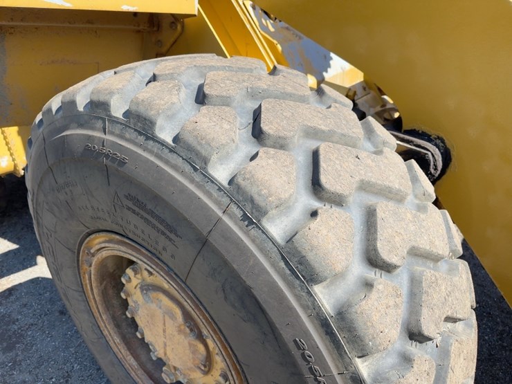 1985-caterpillar-950b-image-12